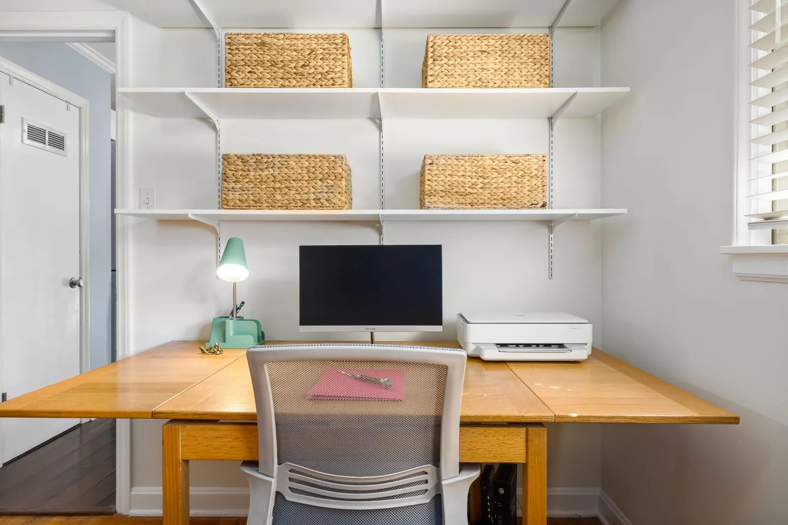 Studio à venda em Comunidade do Tudo, São Paulo — Escritório