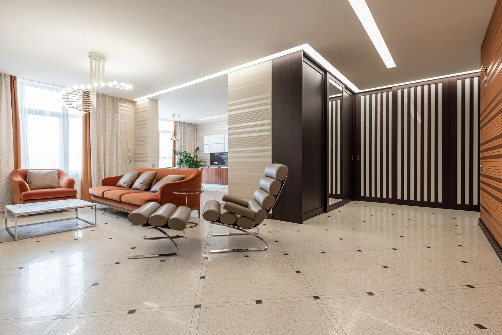 Apartamento 4 dormitórios à venda em Fernão Mendes Pinto, São Paulo — Sala de estar