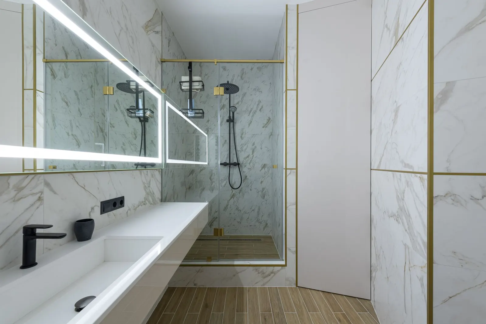 Apartamento 2 dormitórios à venda em Santa Zélia, São Paulo — Banheiro