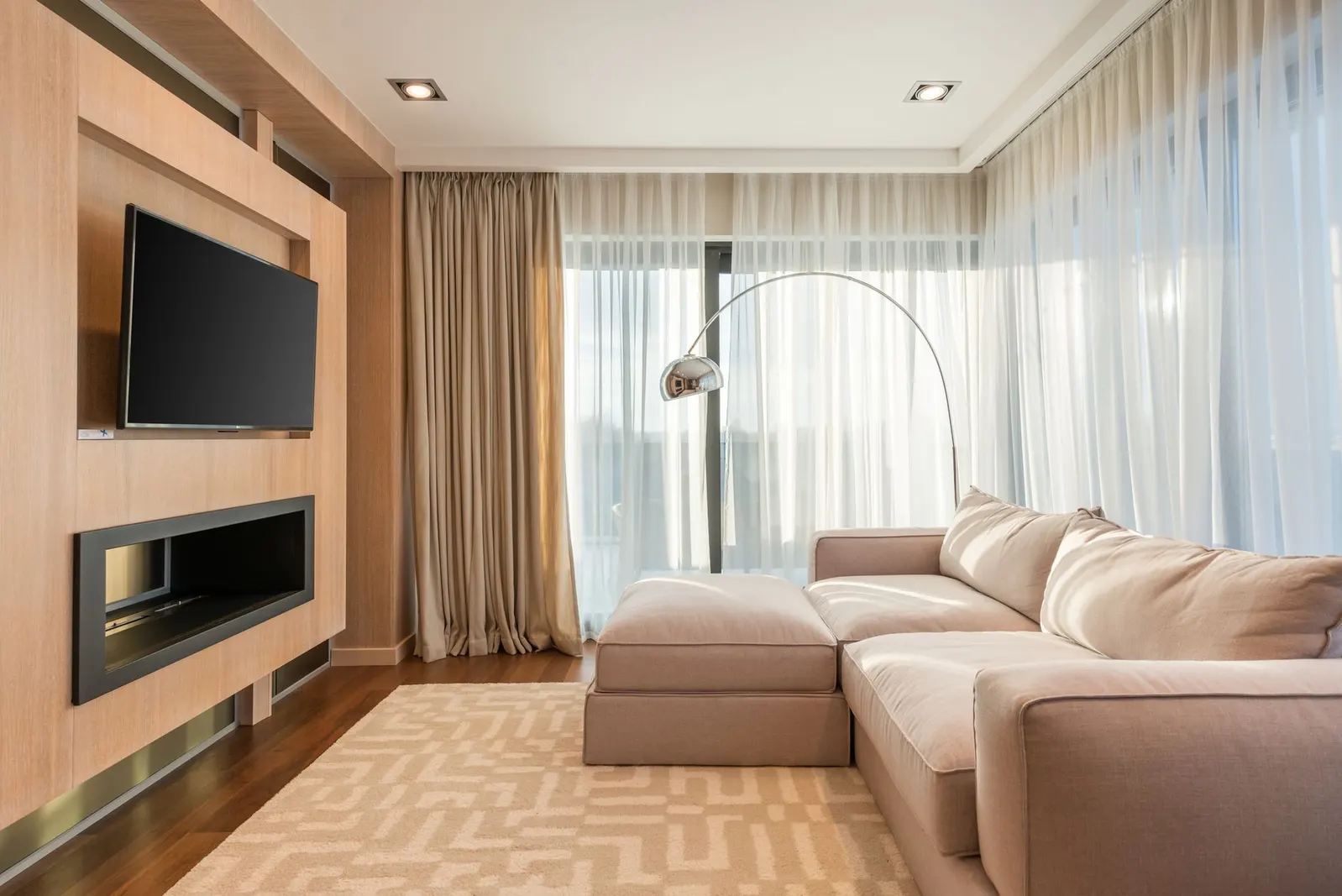 Apartamento 2 dormitórios à venda em Augusto Montenegro, São Paulo — Sala de estar