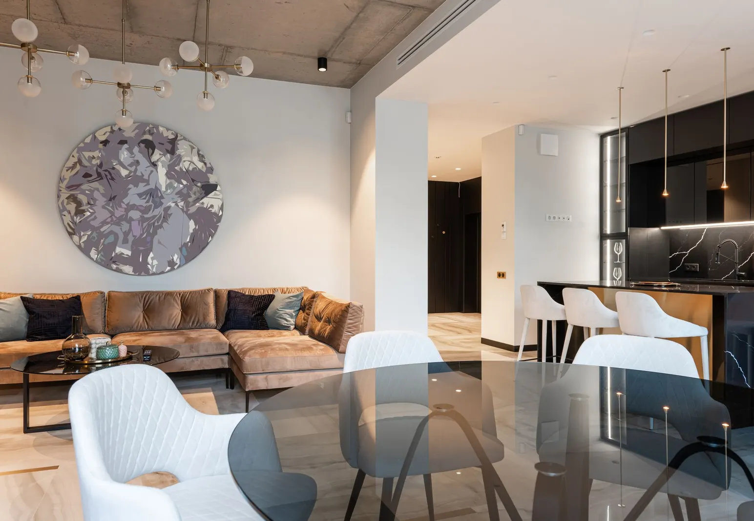 Apartamento 4 dormitórios à venda em Jardim Dona Sinhá, São Paulo — Sala de estar