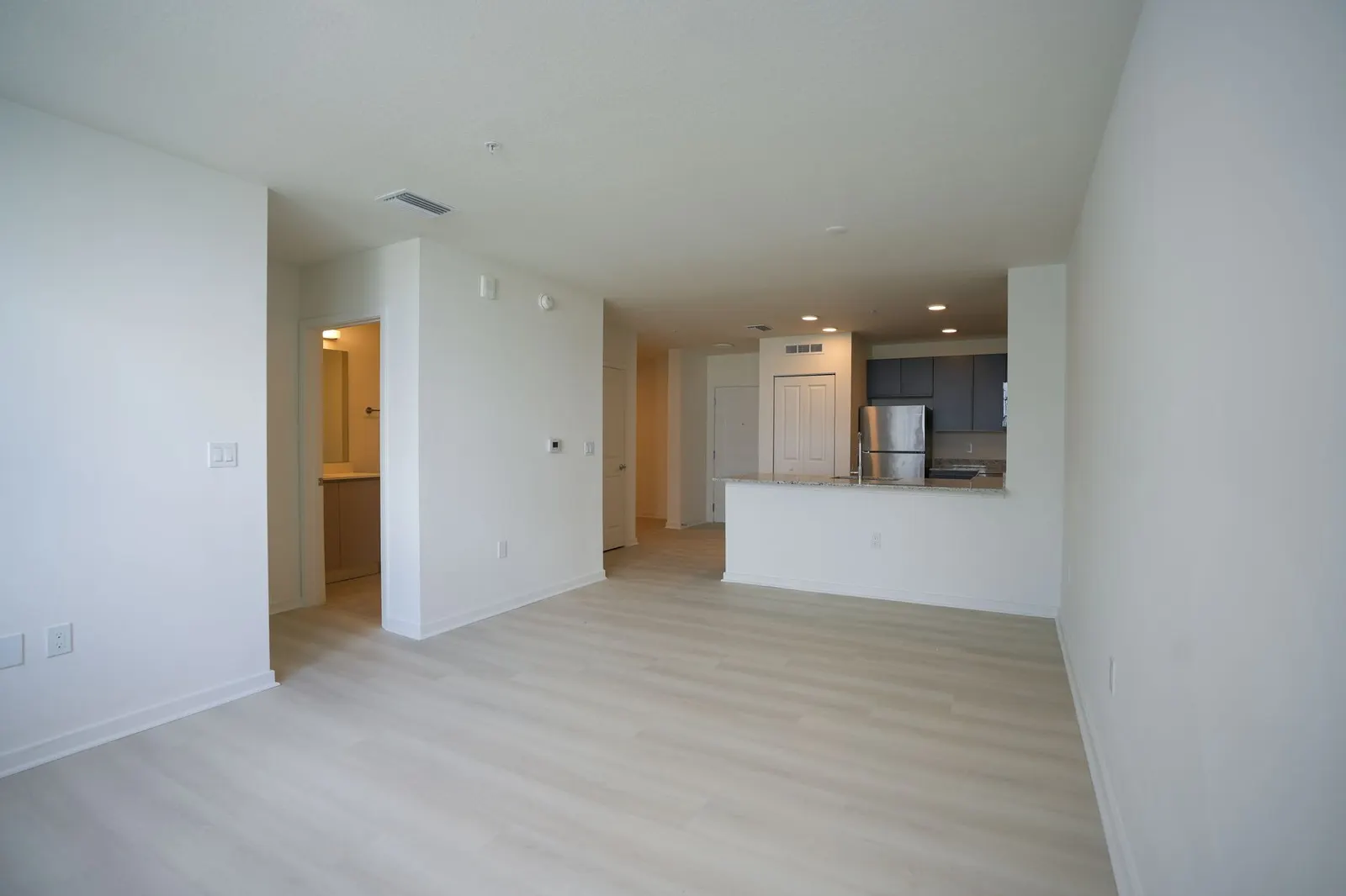 Apartamento 1 dormitório à venda em Jardim Rubi, São Paulo — Sala de estar
