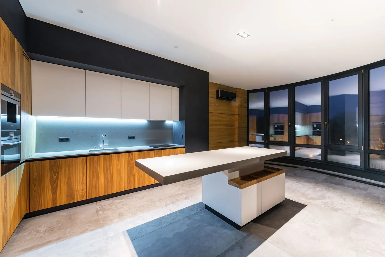 Apartamento 4 dormitórios para locação em Natal, São Paulo — Cozinha