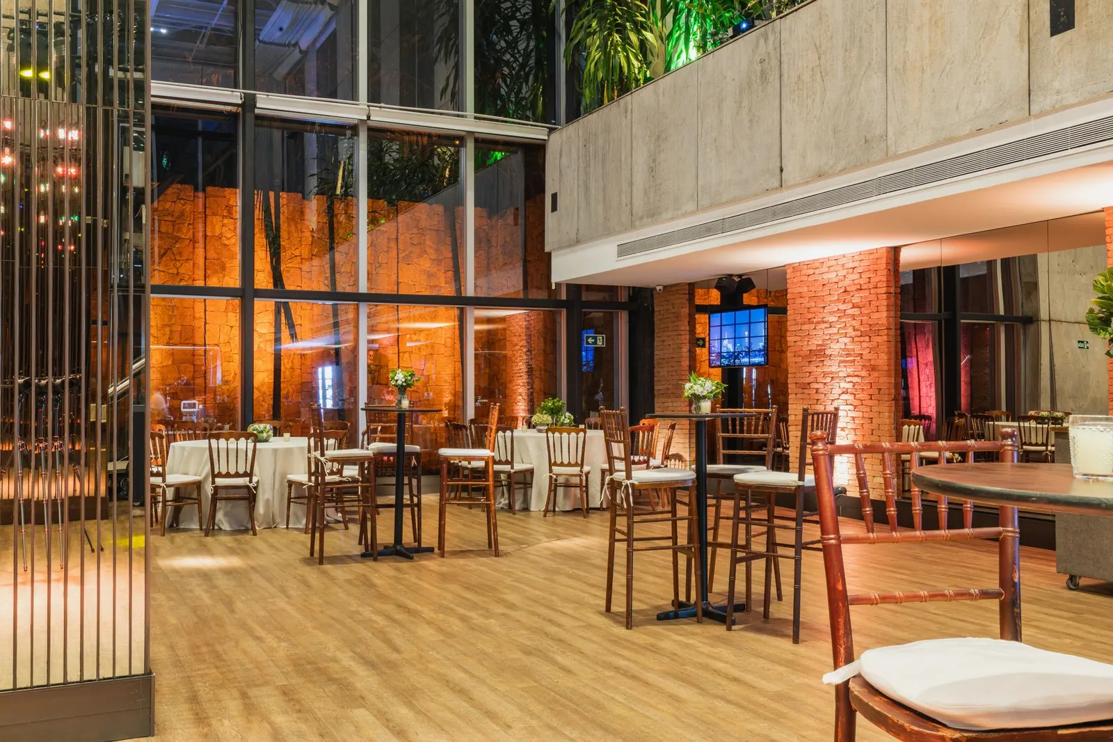 Cores da Vila Club — Hall de entrada