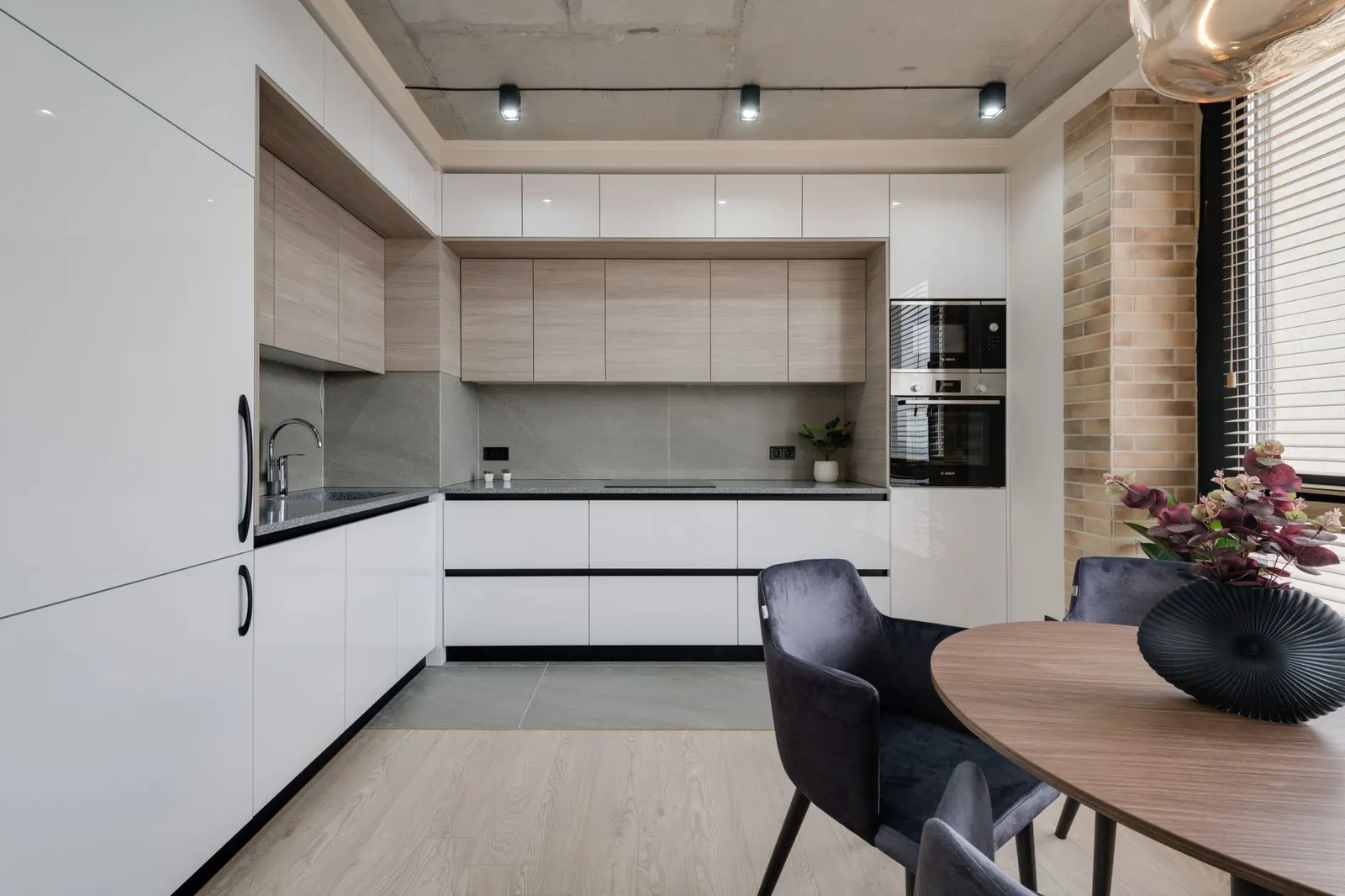 Apartamento 2 dormitórios para locação em Parque Figueira Grande III, São Paulo — Cozinha