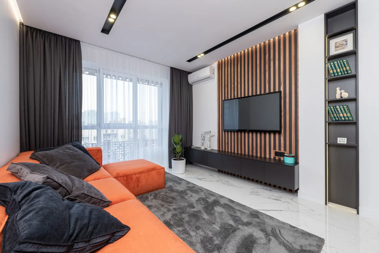 Apartamento 4 dormitórios à venda em Vila Santa Maria, São Paulo — Sala de estar