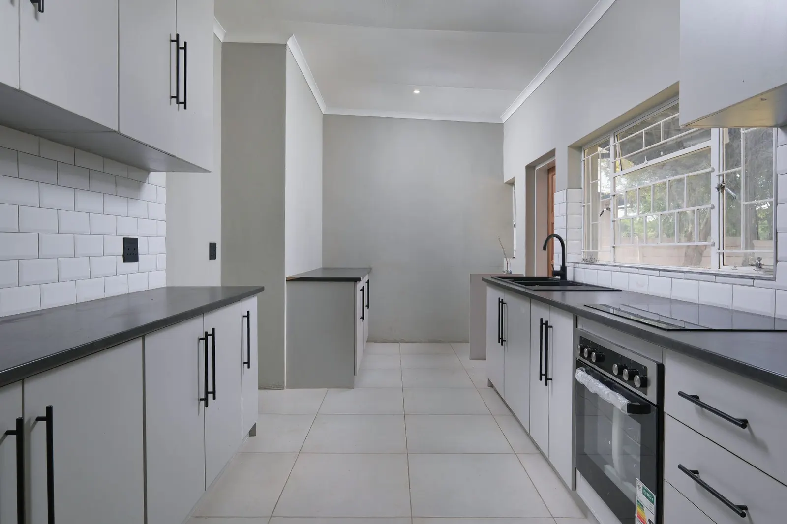 Casa 5 dormitórios à venda em Chácara Monte Alegre, São Paulo — Cozinha