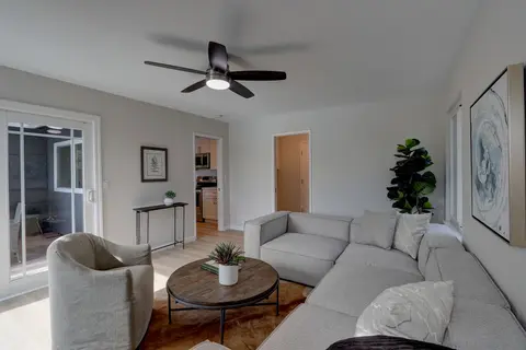 Apartamento 2 dormitórios à venda e para locação em Jardim Rubi, São Paulo