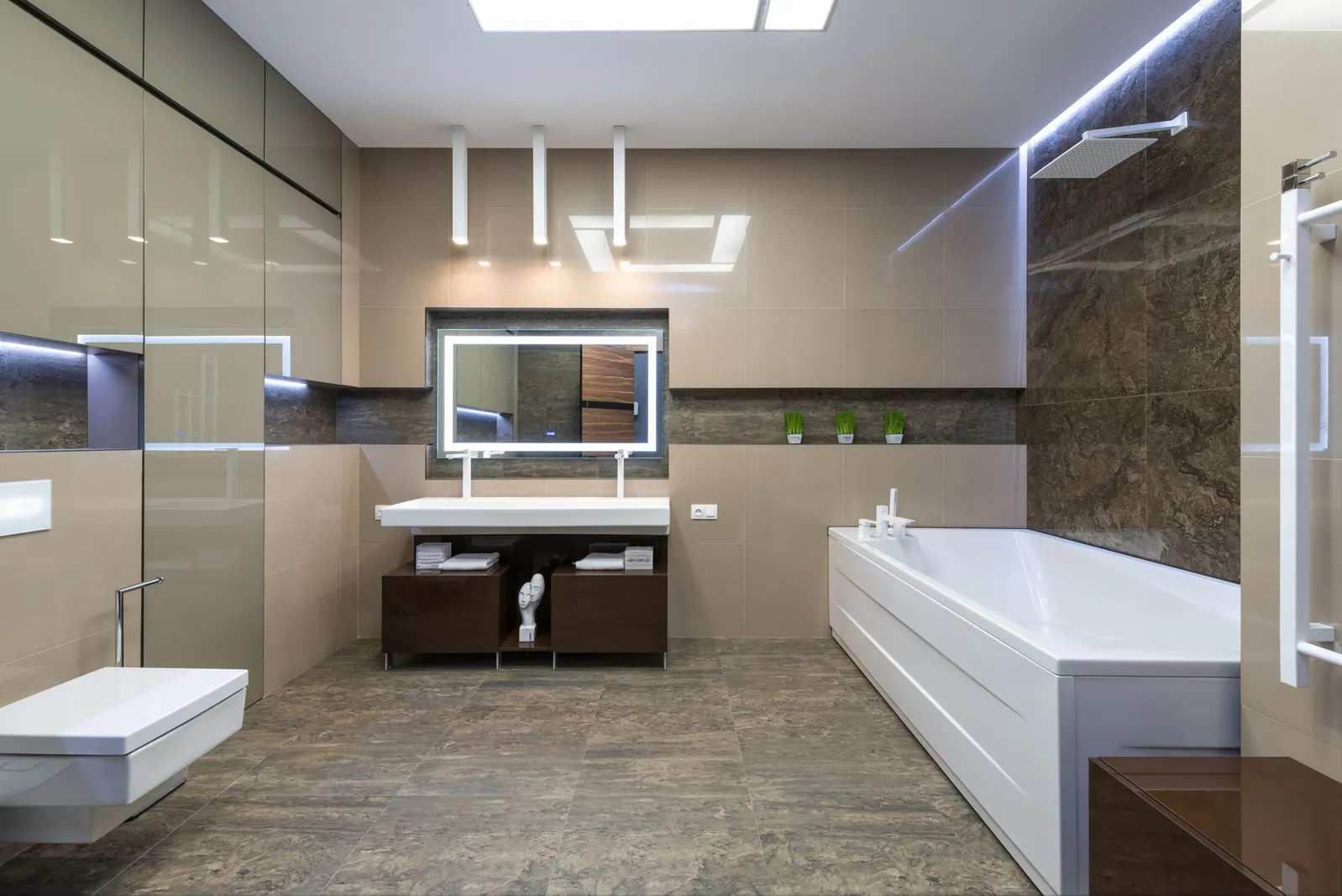 Casa 4 dormitórios para locação em Pilões, São Paulo — Banheiro
