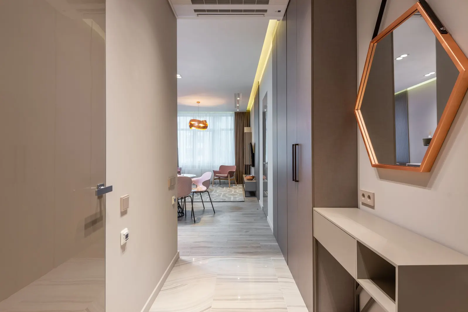 Apartamento 3 dormitórios para locação em Sem Denominação 10, São Paulo — Hall de entrada