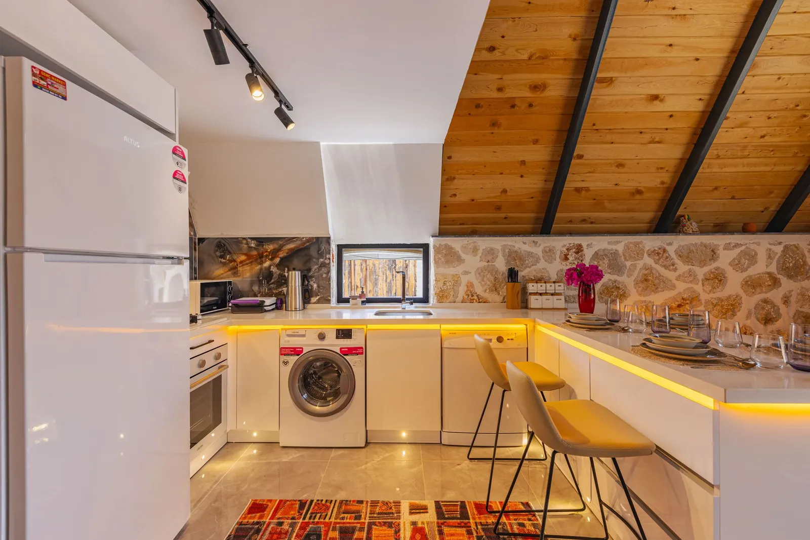 Apartamento 3 dormitórios à venda em Paratigi, São Paulo — Cozinha