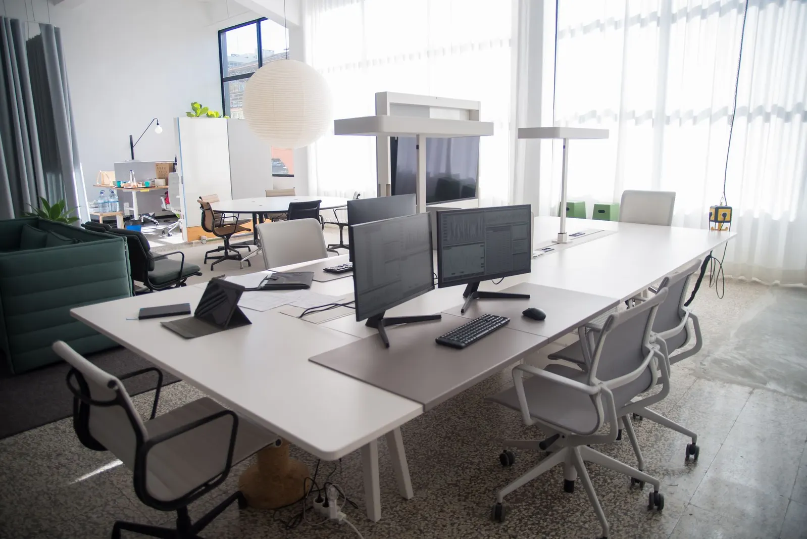 Up Living Club — Coworking