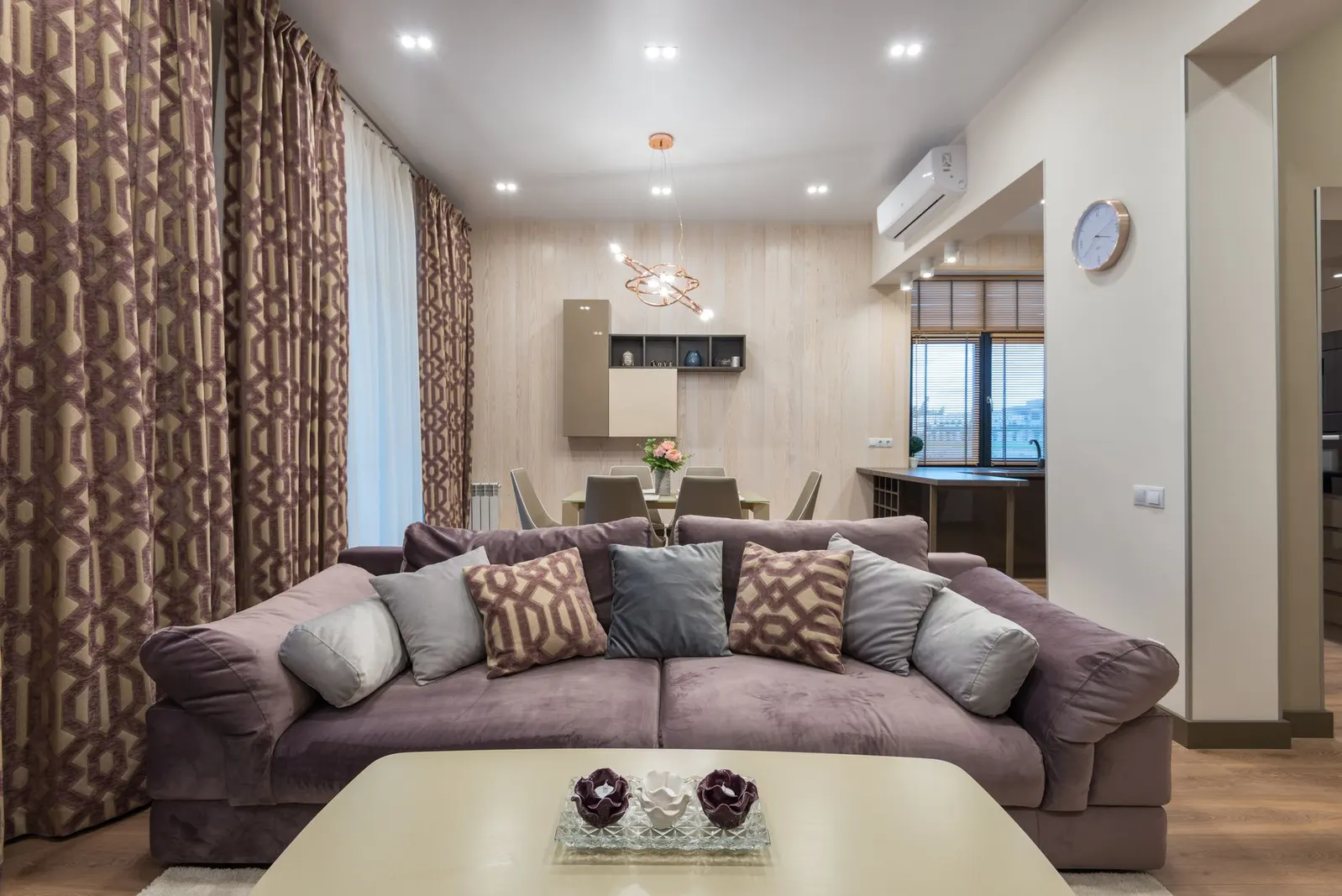 Apartamento 4 dormitórios para locação em Santa Zélia, São Paulo — Sala de estar