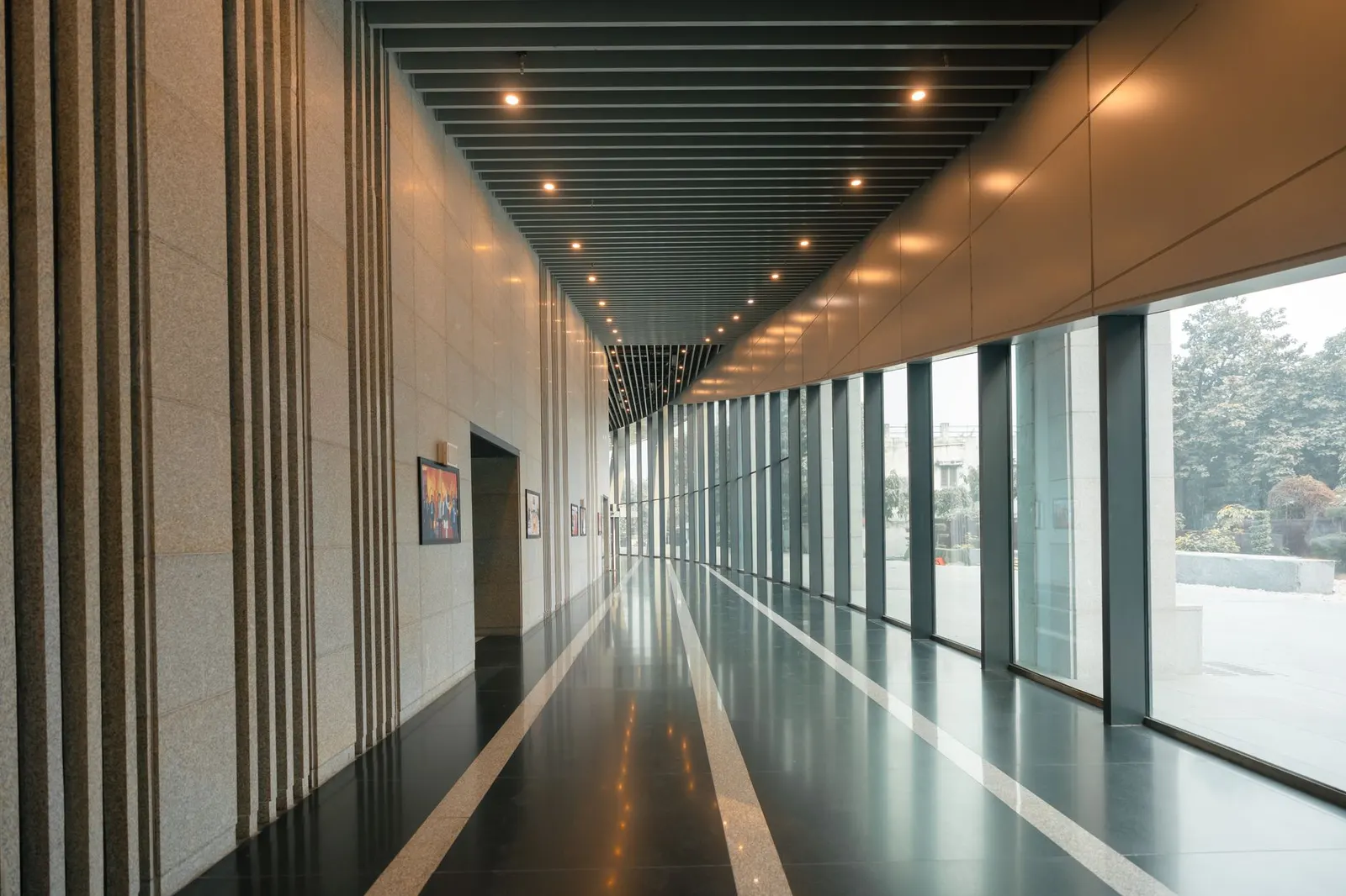 Nau São — Hall de entrada