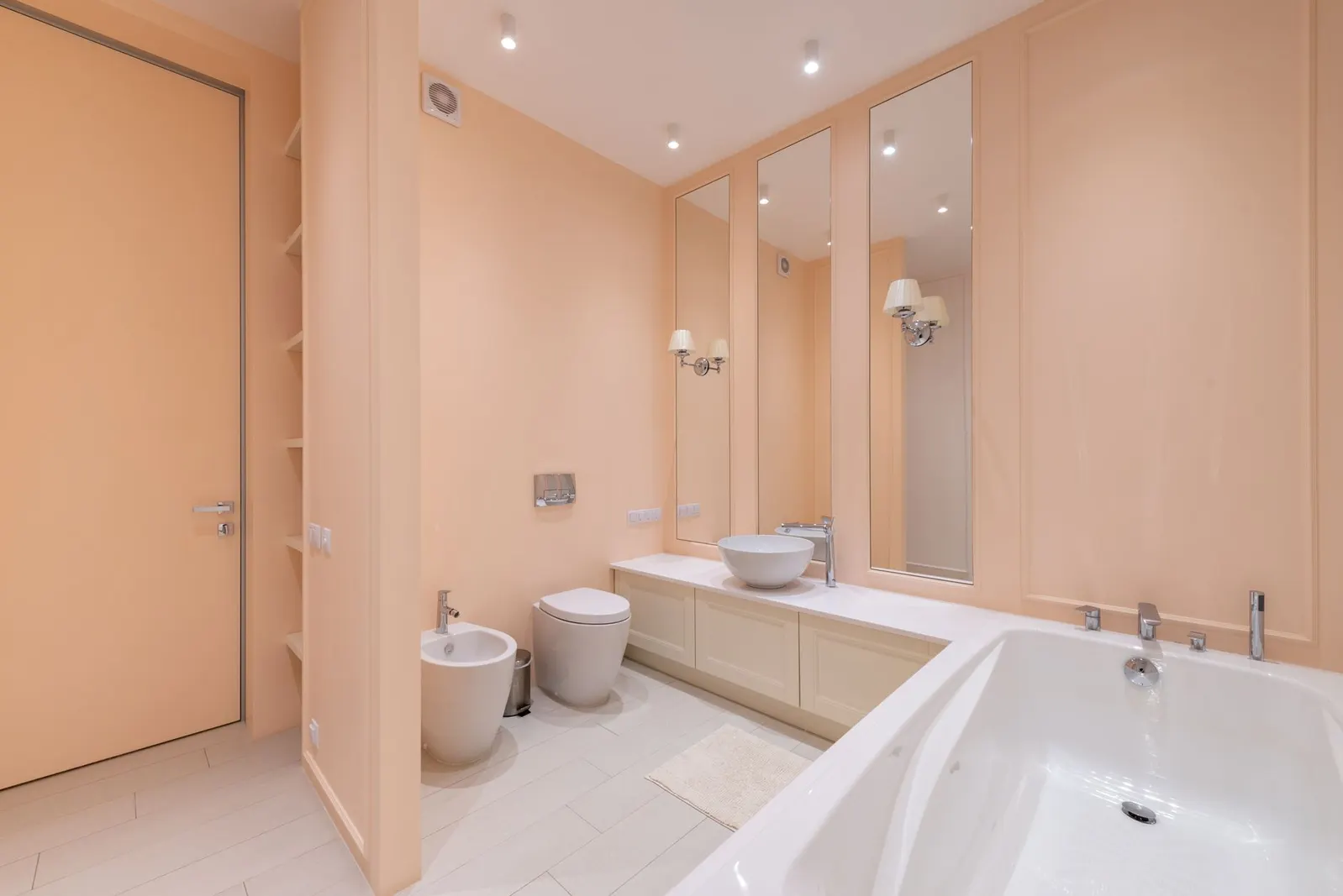 Apartamento 3 dormitórios para locação em Chácara Monte Alegre, São Paulo — Banheiro