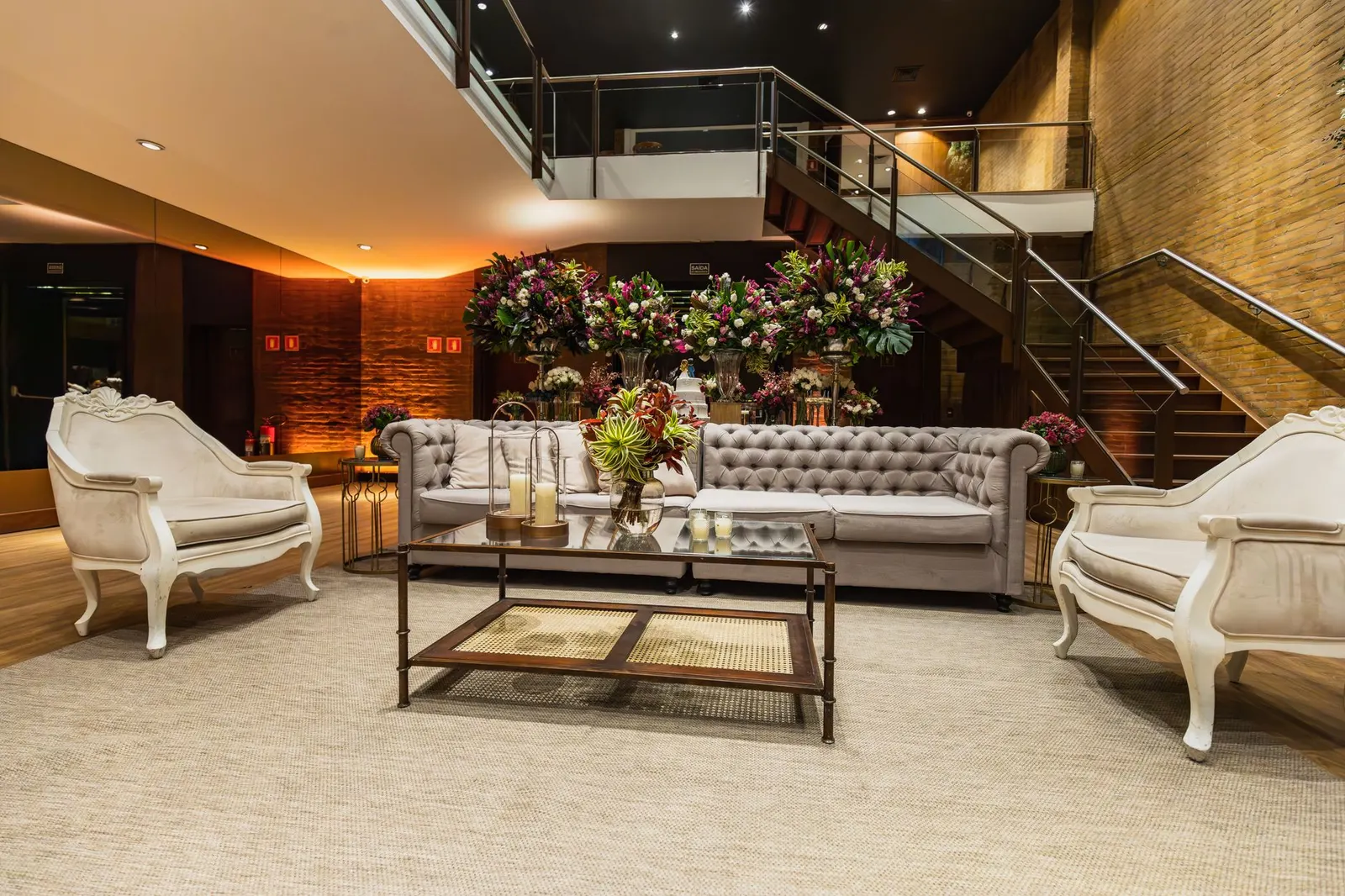 Apartamento 4 dormitórios para locação em Bica, São Paulo — Sala de estar