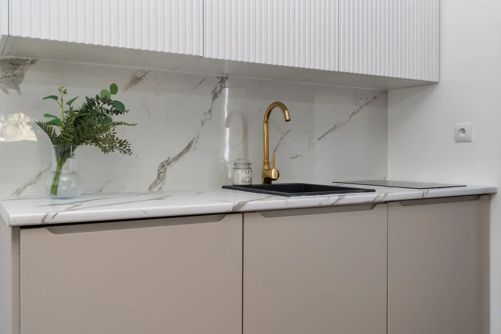 Studio para locação em Vila Nova Galvão I, São Paulo — Cozinha