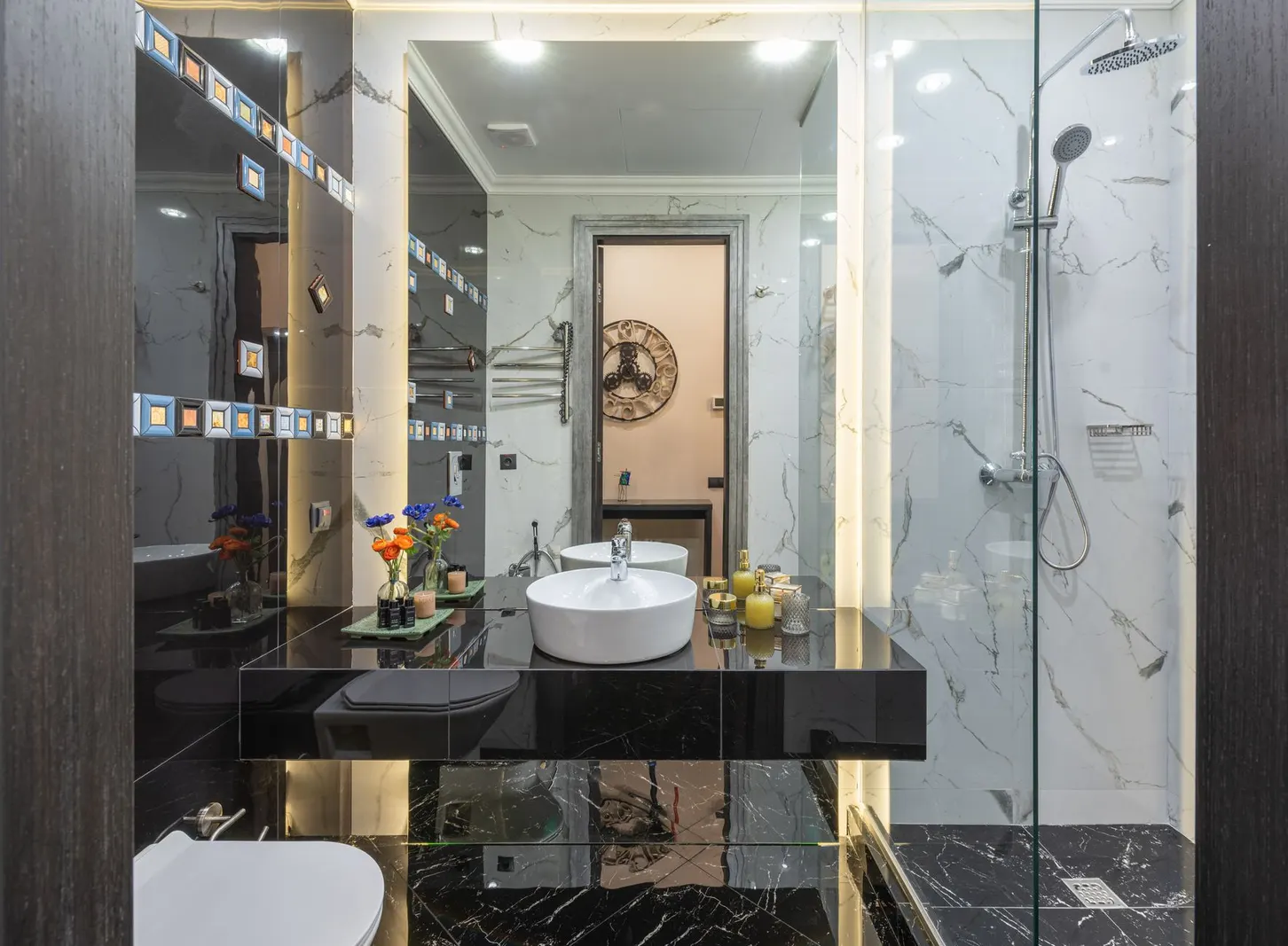 Apartamento 2 dormitórios para locação em Pangaua, São Paulo — Banheiro
