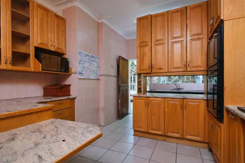Casa 4 dormitórios à venda e para locação em Parque Figueira Grande III, São Paulo
